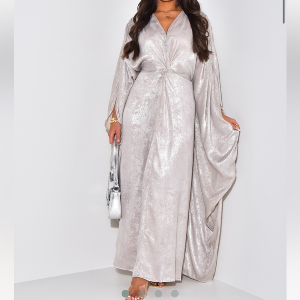 Silver abaya